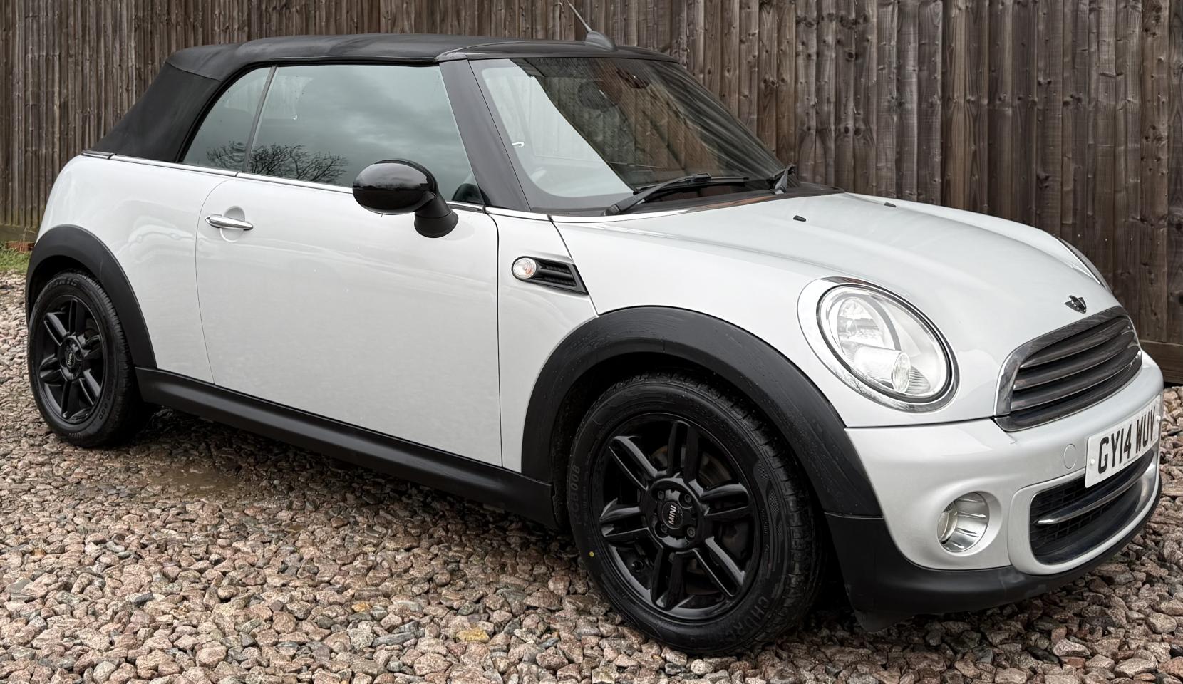 MINI Convertible 1.6 Cooper Convertible 2dr Petrol Manual Euro 6 (s/s) (122 ps)