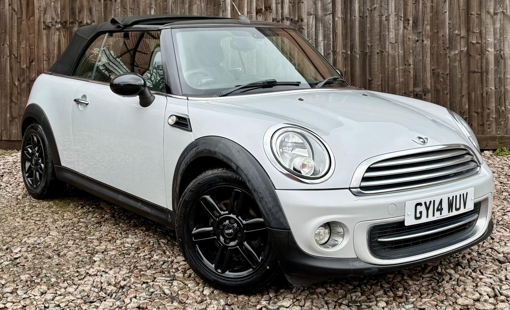 MINI Convertible 1.6 Cooper Convertible 2dr Petrol Manual Euro 6 (s/s) (122 ps)