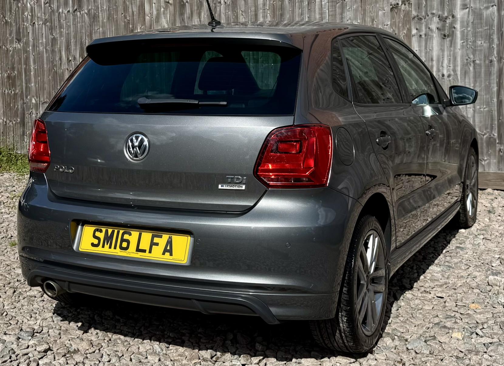 Volkswagen Polo 1.4 TDI BlueMotion Tech R-Line Hatchback 5dr Diesel Manual Euro 6 (s/s) (90 ps)