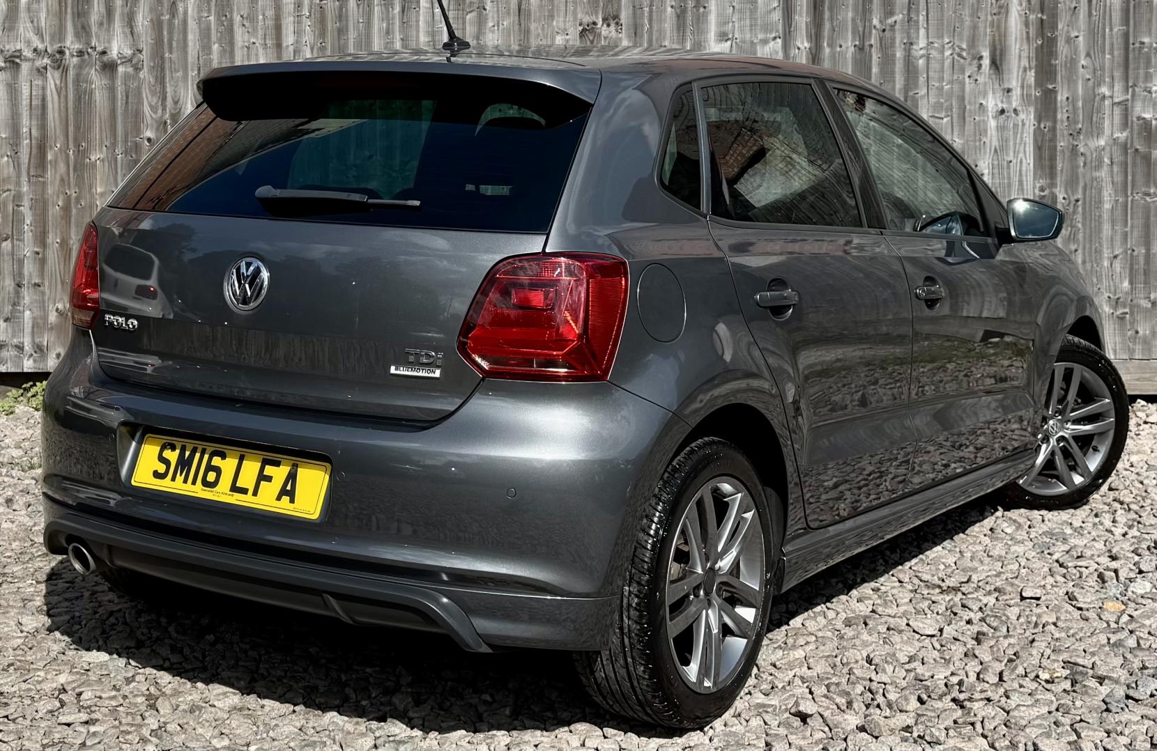 Volkswagen Polo 1.4 TDI BlueMotion Tech R-Line Hatchback 5dr Diesel Manual Euro 6 (s/s) (90 ps)