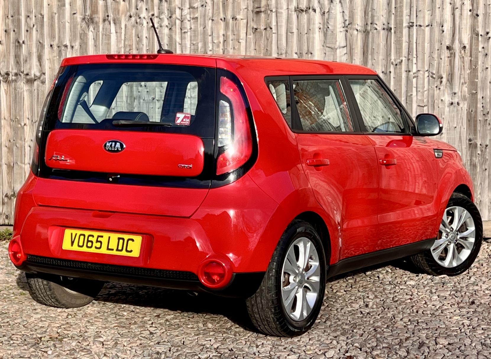Kia Soul 1.6 CRDi Connect SUV 5dr Diesel Manual Euro 6 (134 bhp)