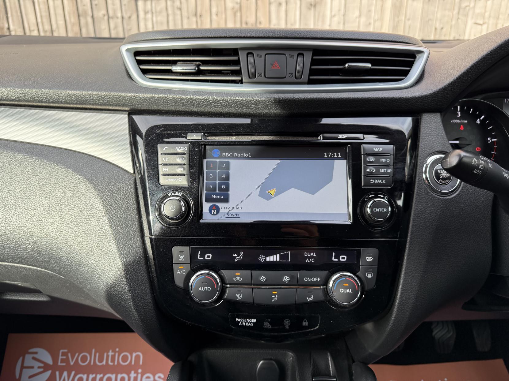 Nissan Qashqai 1.5 dCi Tekna SUV 5dr Diesel Manual Euro 6 (s/s) (110 ps)