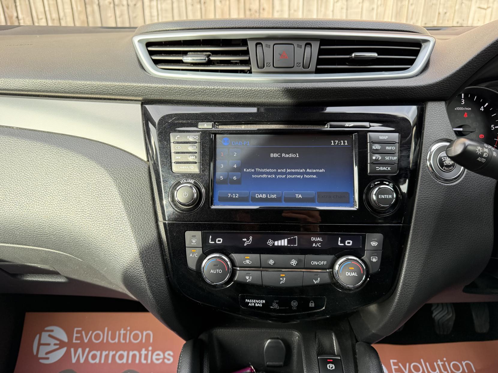 Nissan Qashqai 1.5 dCi Tekna SUV 5dr Diesel Manual Euro 6 (s/s) (110 ps)