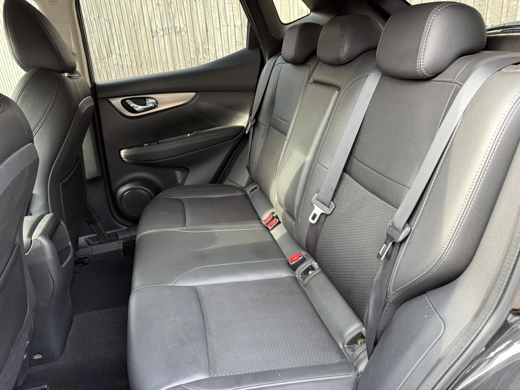 Nissan Qashqai 1.5 dCi Tekna SUV 5dr Diesel Manual Euro 6 (s/s) (110 ps)