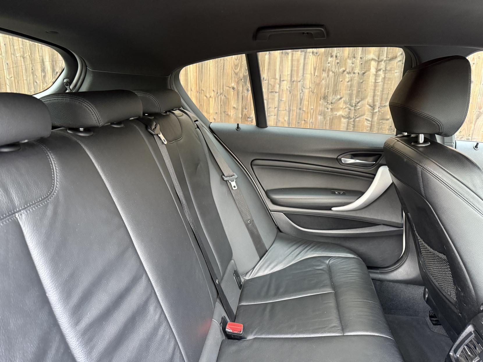 BMW 1 Series 2.0 120d M Sport Hatchback 5dr Diesel Auto Euro 6 (s/s) (190 ps)