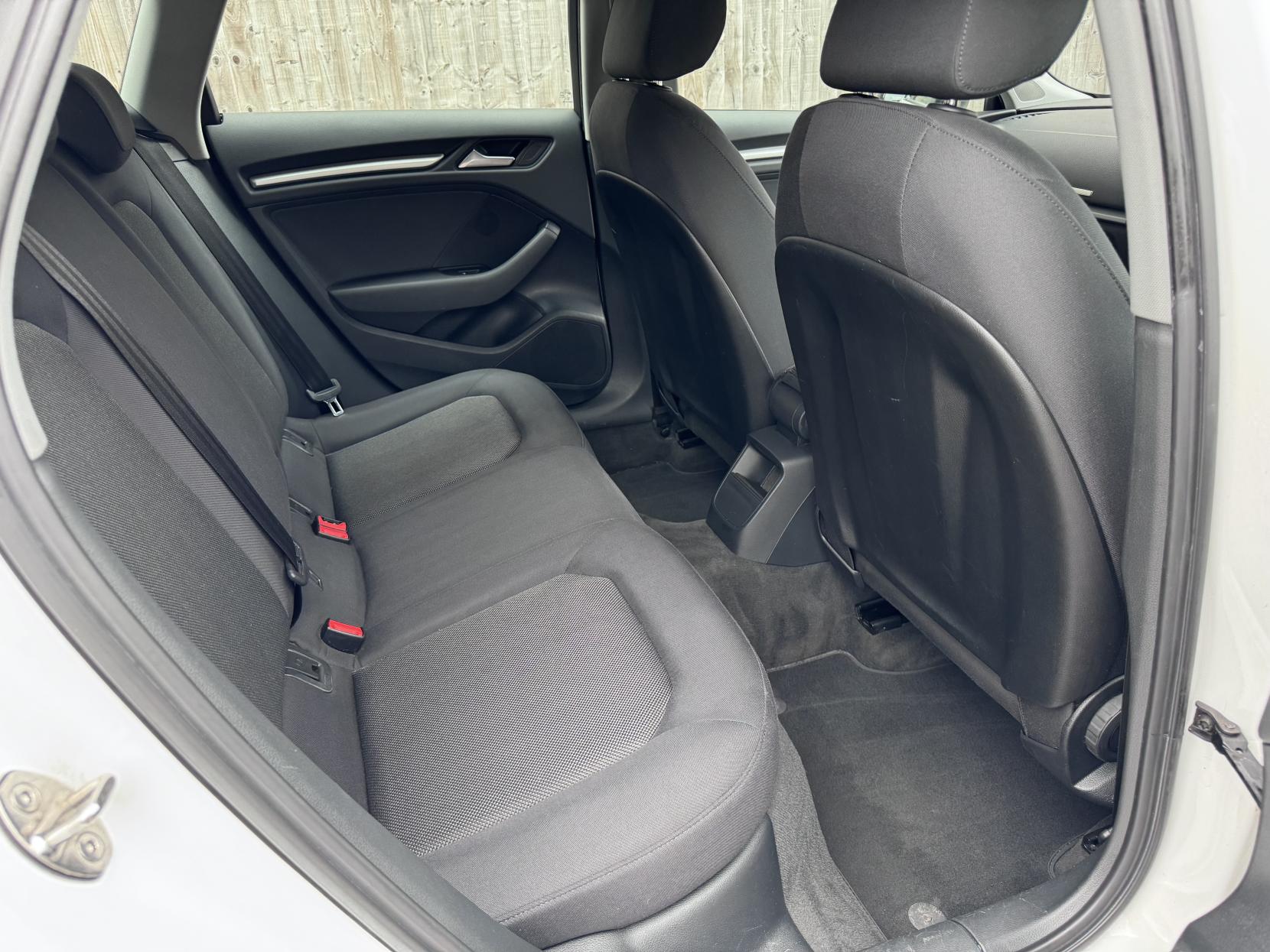 Audi A3 2.0 TDI SE Technik Sportback 5dr Diesel Manual Euro 6 (s/s) (150 ps)