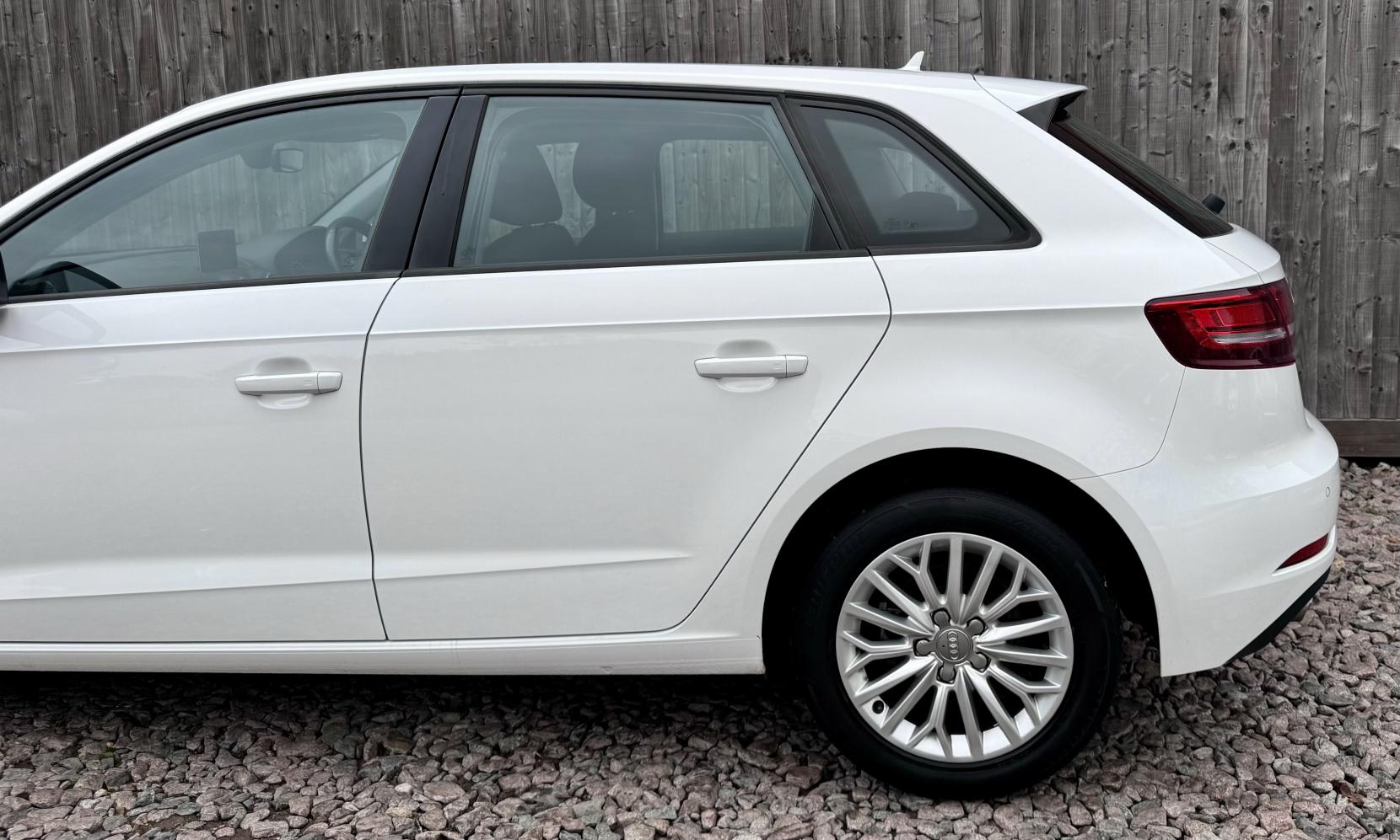 Audi A3 2.0 TDI SE Technik Sportback 5dr Diesel Manual Euro 6 (s/s) (150 ps)