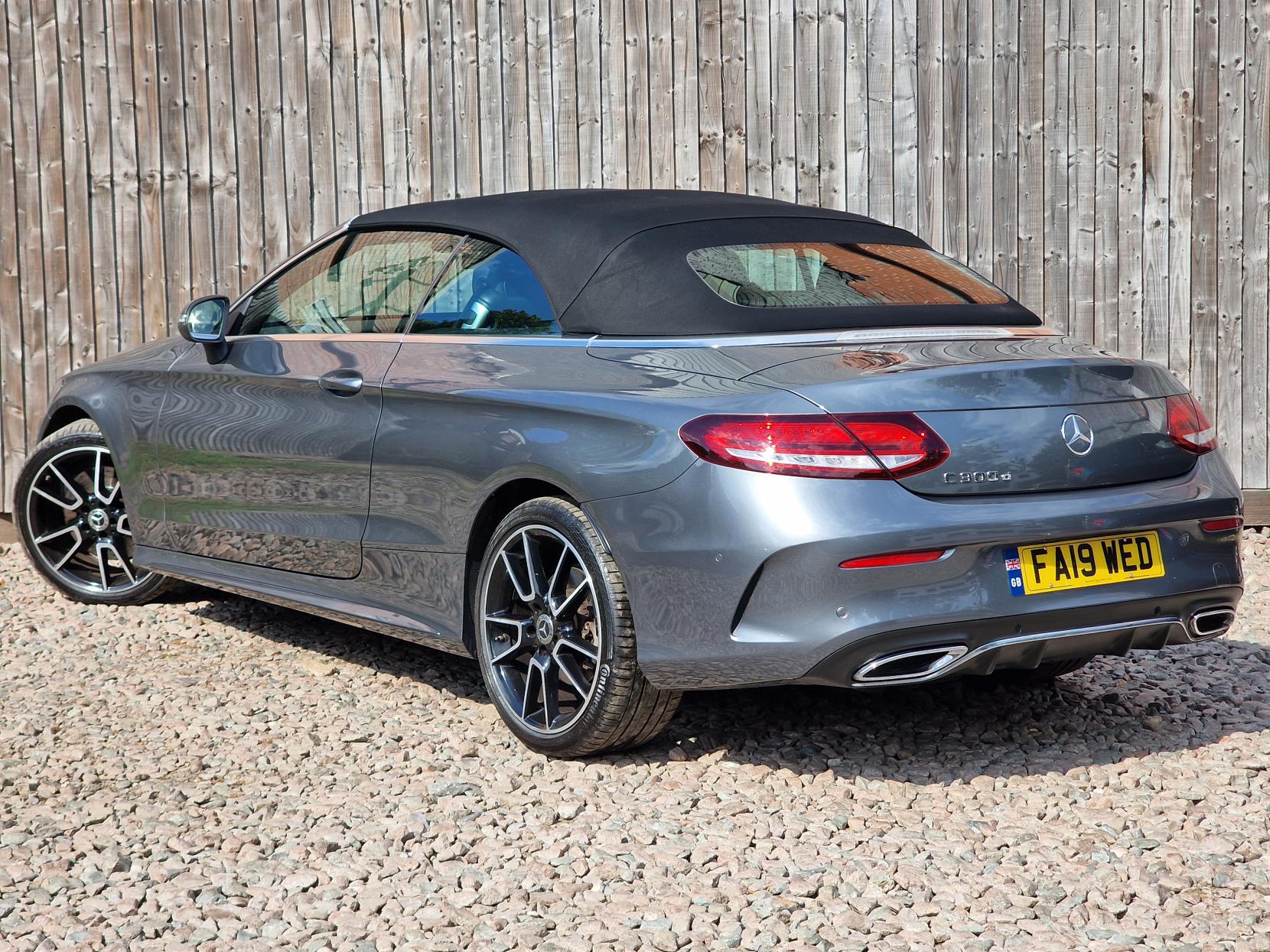 Mercedes-Benz C Class 2.0 C300d AMG Line (Premium) Cabriolet 2dr Diesel G-Tronic+ Euro 6 (s/s) (245 ps)