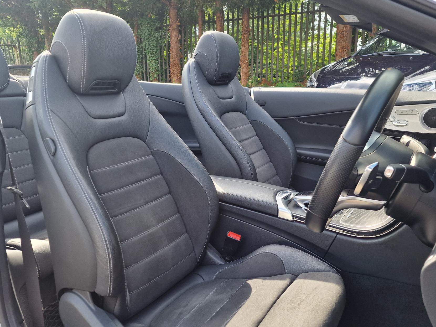 Mercedes-Benz C Class 2.0 C300d AMG Line (Premium) Cabriolet 2dr Diesel G-Tronic+ Euro 6 (s/s) (245 ps)