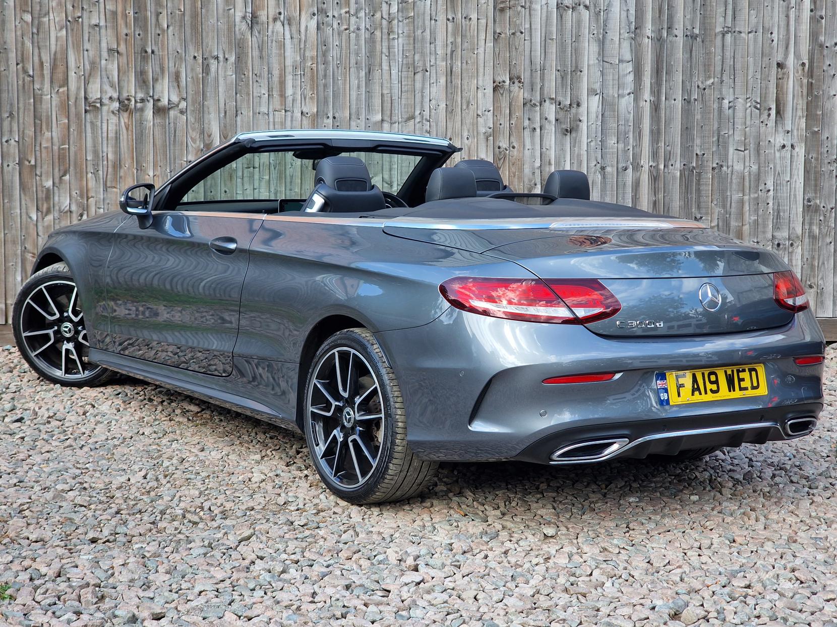 Mercedes-Benz C Class 2.0 C300d AMG Line (Premium) Cabriolet 2dr Diesel G-Tronic+ Euro 6 (s/s) (245 ps)