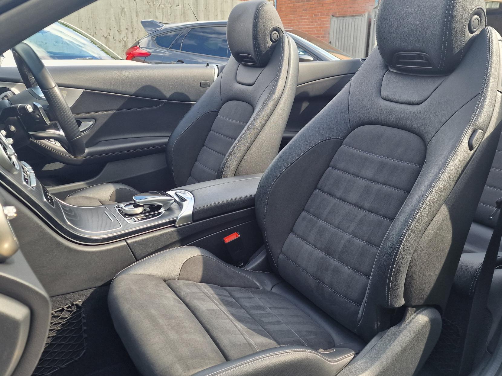 Mercedes-Benz C Class 2.0 C300d AMG Line (Premium) Cabriolet 2dr Diesel G-Tronic+ Euro 6 (s/s) (245 ps)