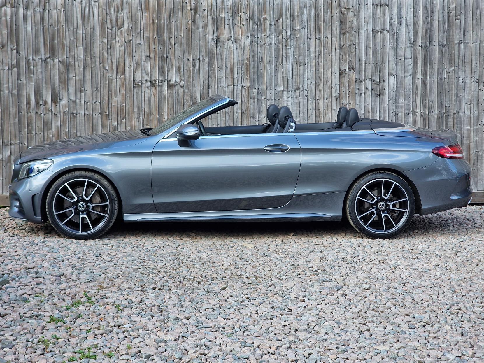 Mercedes-Benz C Class 2.0 C300d AMG Line (Premium) Cabriolet 2dr Diesel G-Tronic+ Euro 6 (s/s) (245 ps)