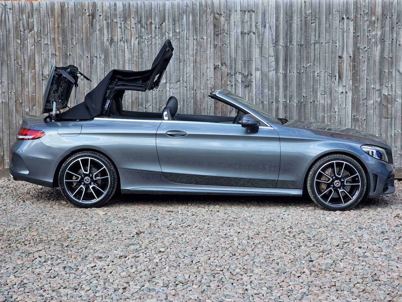 Mercedes-Benz C Class 2.0 C300d AMG Line (Premium) Cabriolet 2dr Diesel G-Tronic+ Euro 6 (s/s) (245 ps)