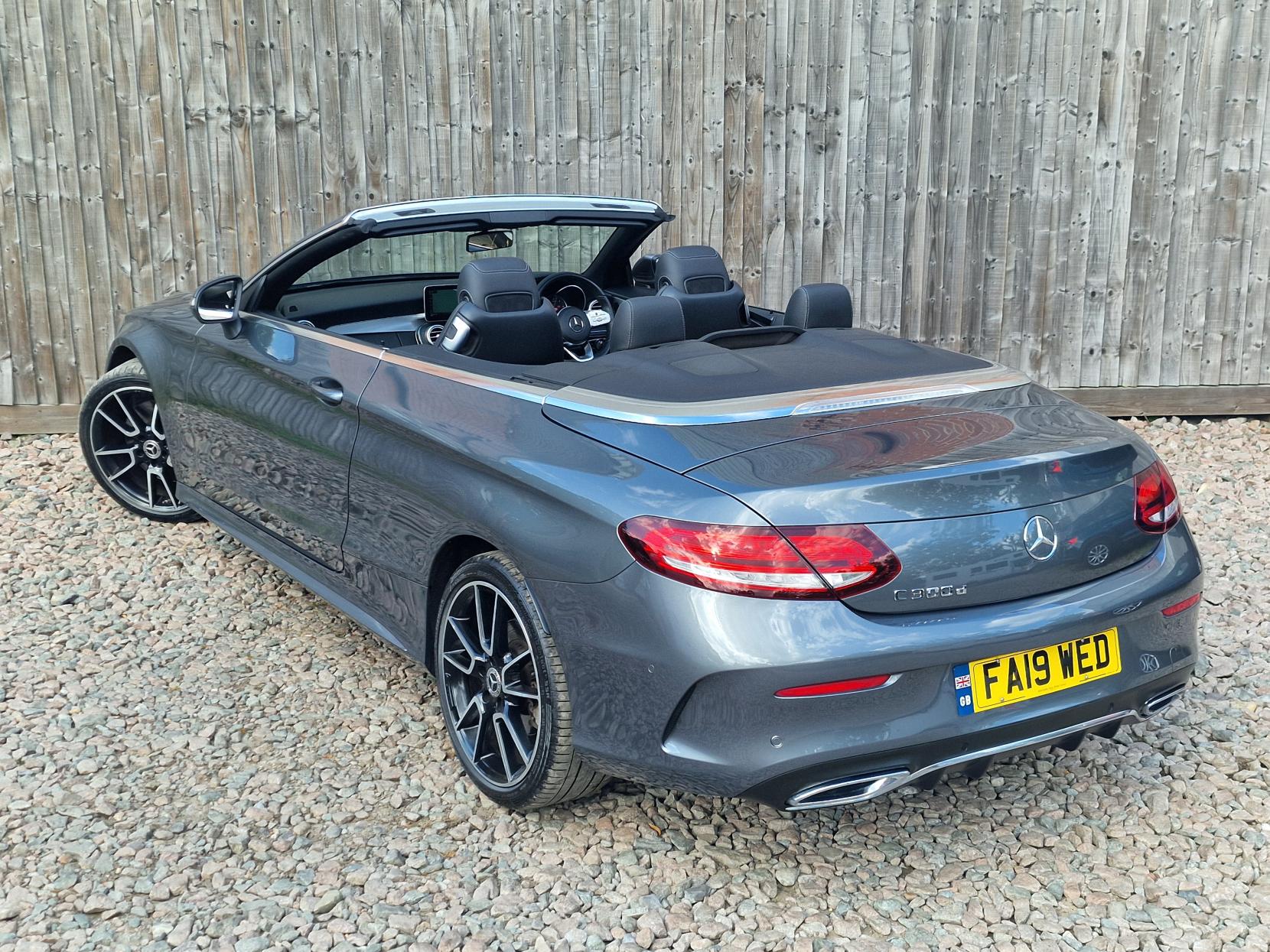 Mercedes-Benz C Class 2.0 C300d AMG Line (Premium) Cabriolet 2dr Diesel G-Tronic+ Euro 6 (s/s) (245 ps)