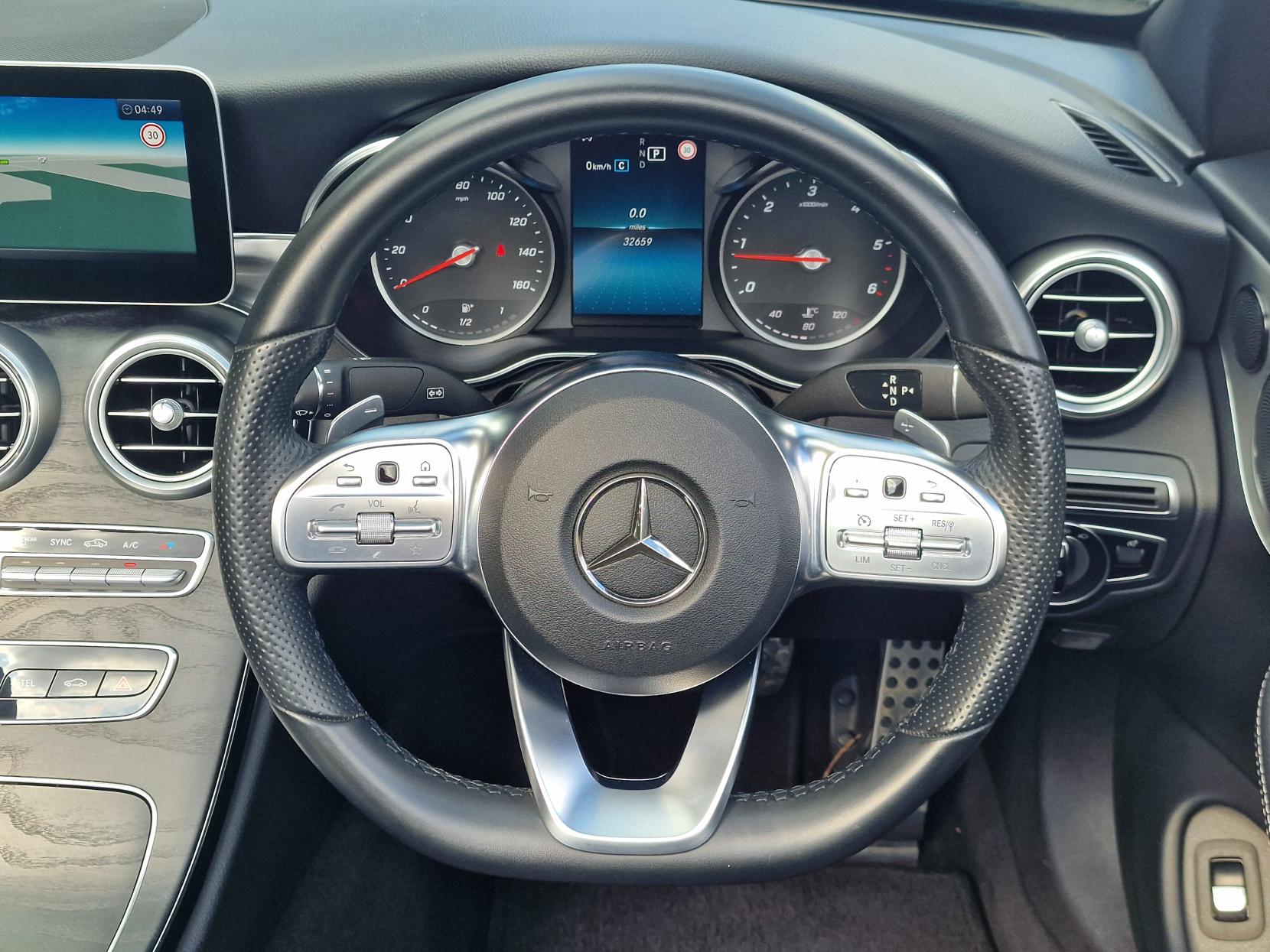 Mercedes-Benz C Class 2.0 C300d AMG Line (Premium) Cabriolet 2dr Diesel G-Tronic+ Euro 6 (s/s) (245 ps)