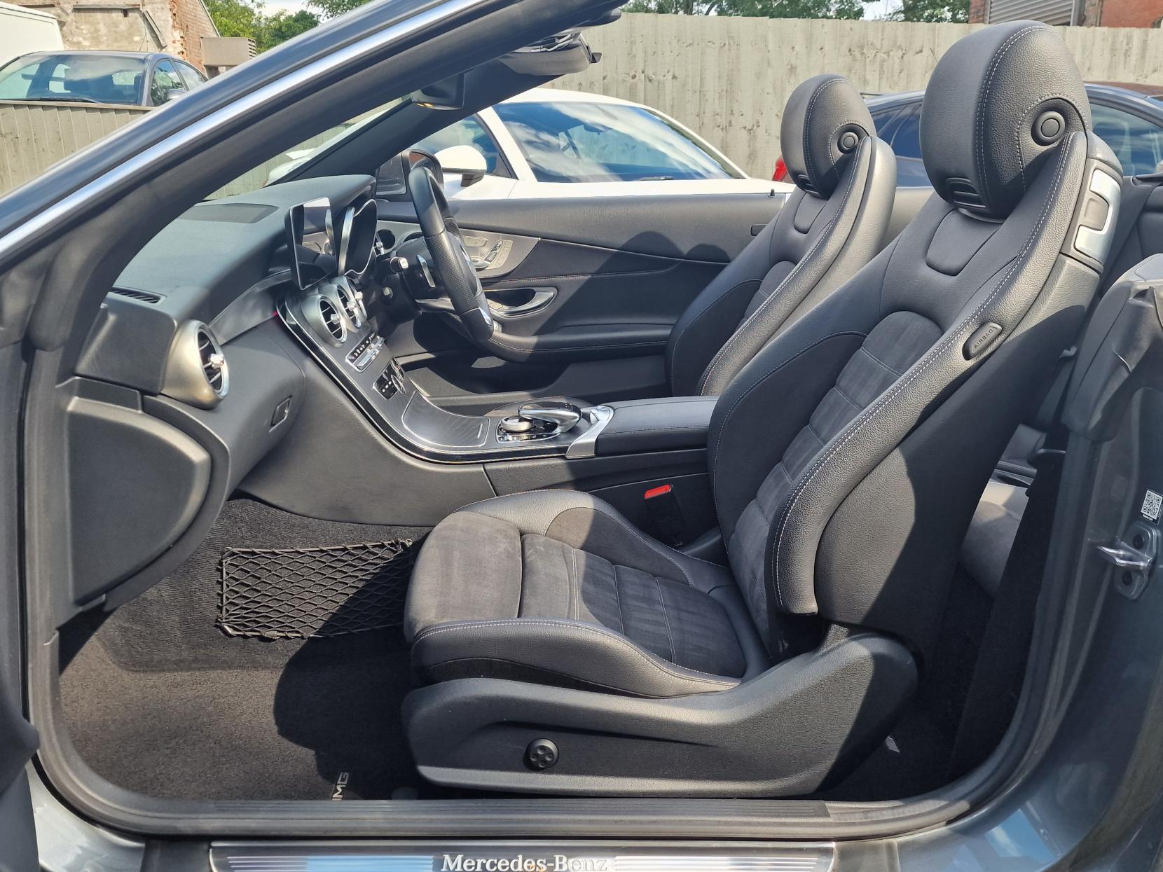 Mercedes-Benz C Class 2.0 C300d AMG Line (Premium) Cabriolet 2dr Diesel G-Tronic+ Euro 6 (s/s) (245 ps)
