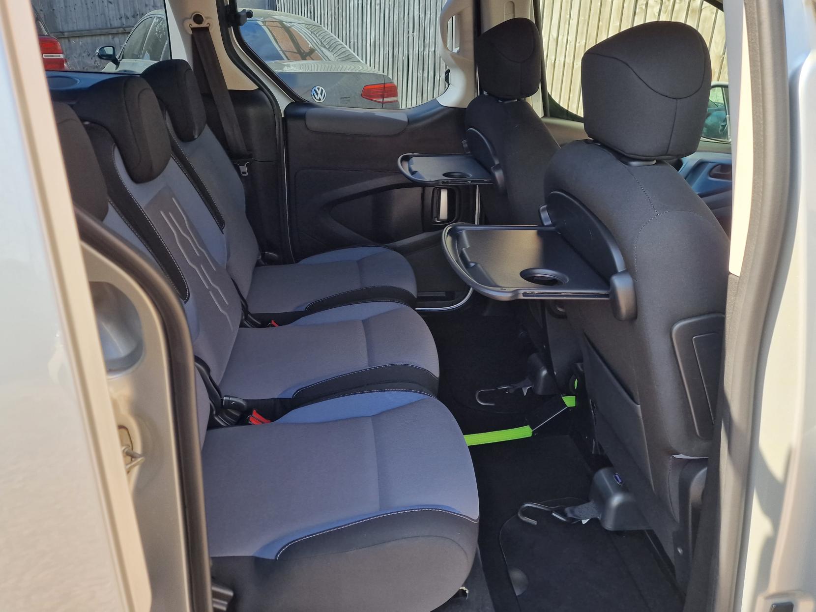 Peugeot Partner Tepee 1.6 HDi Tepee S MPV 5dr Diesel Manual (135 g/km, 92 bhp)