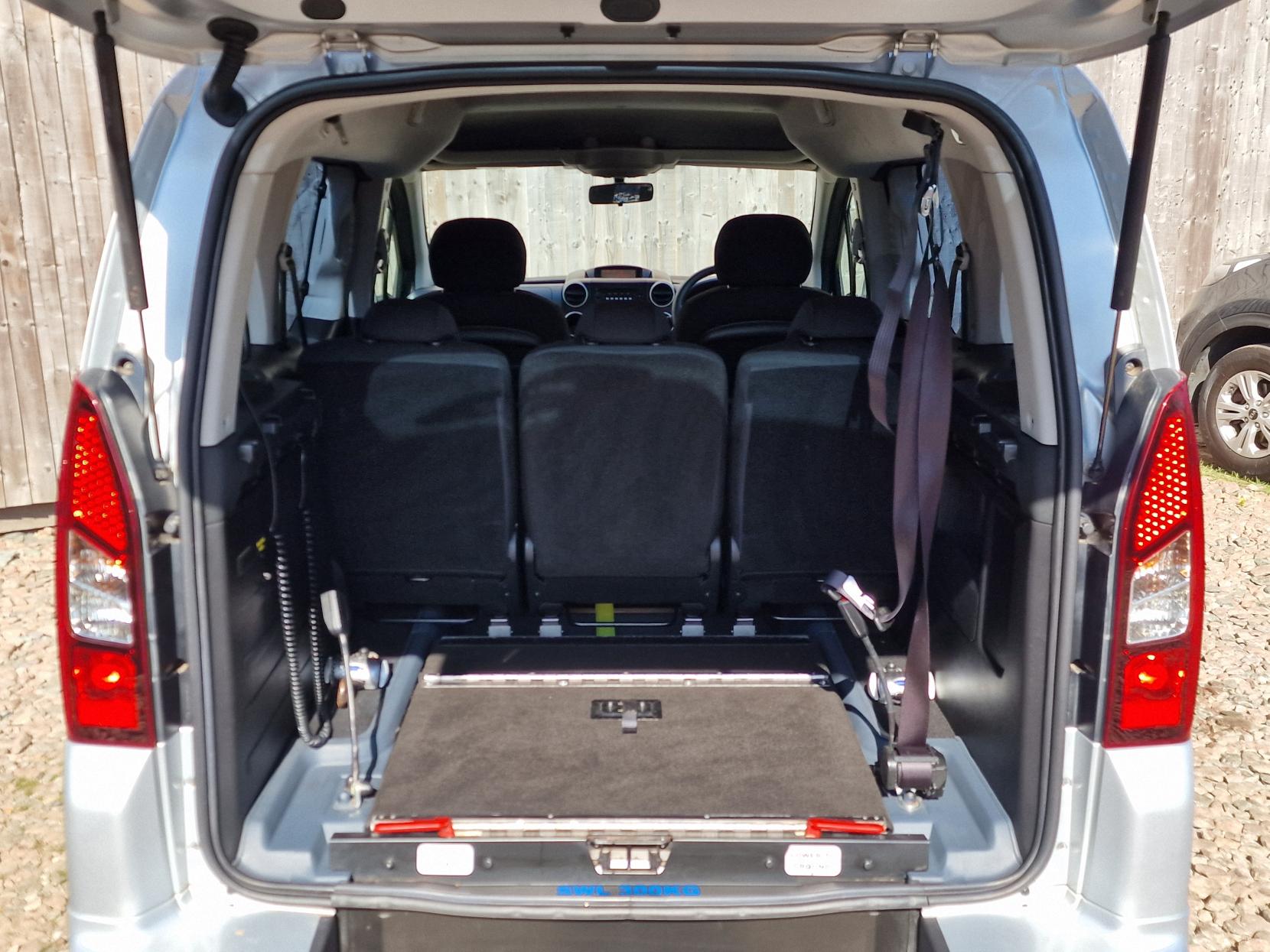 Peugeot Partner Tepee 1.6 HDi Tepee S MPV 5dr Diesel Manual (135 g/km, 92 bhp)