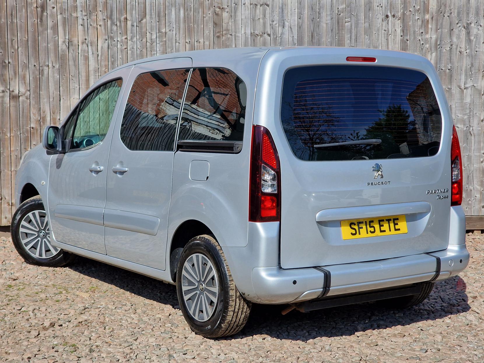 Peugeot Partner Tepee 1.6 HDi Tepee S MPV 5dr Diesel Manual (135 g/km, 92 bhp)