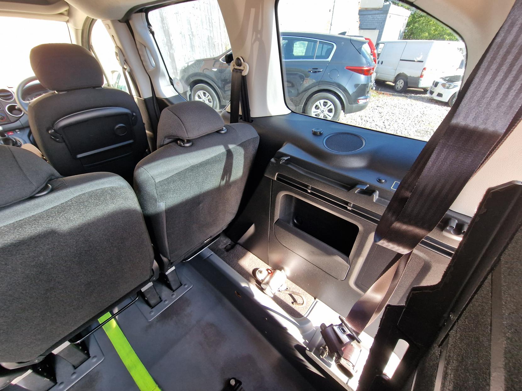 Peugeot Partner Tepee 1.6 HDi Tepee S MPV 5dr Diesel Manual (135 g/km, 92 bhp)