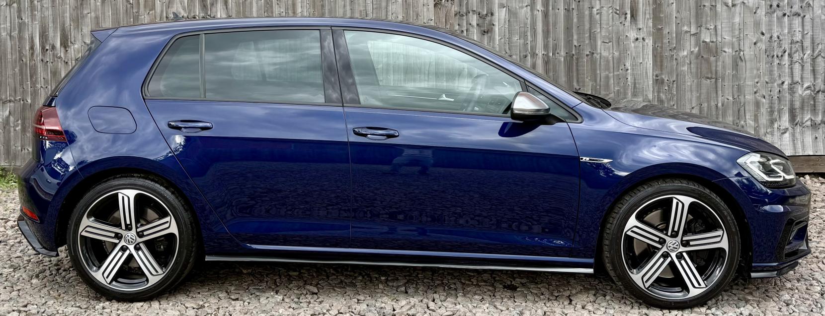 Volkswagen Golf 2.0 TSI R Hatchback 5dr Petrol DSG 4Motion Euro 6 (s/s) (300 ps)