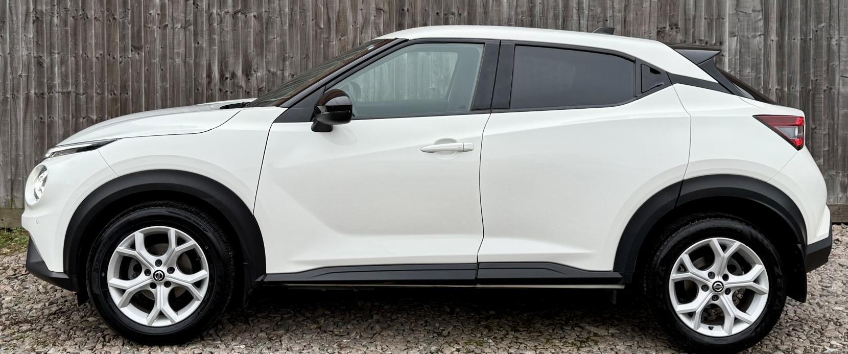 Nissan Juke 1.0 DIG-T N-Connecta SUV 5dr Petrol Manual Euro 6 (s/s) (114 ps)