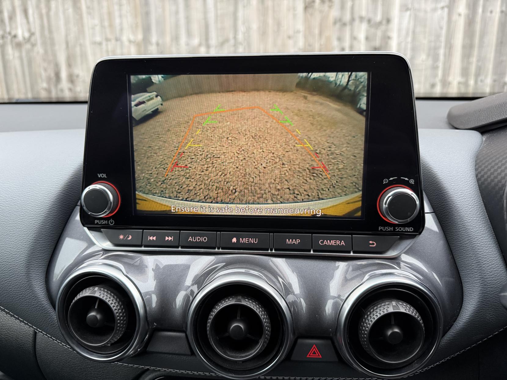 Nissan Juke 1.0 DIG-T N-Connecta SUV 5dr Petrol Manual Euro 6 (s/s) (114 ps)