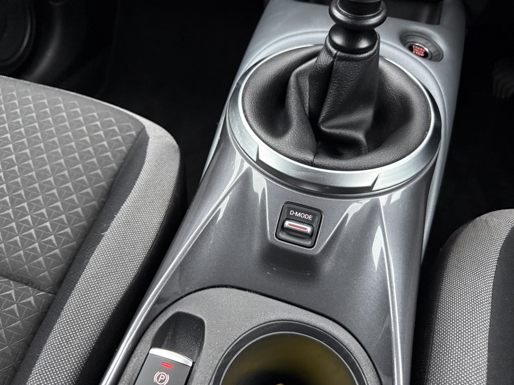 Nissan Juke 1.0 DIG-T N-Connecta SUV 5dr Petrol Manual Euro 6 (s/s) (114 ps)