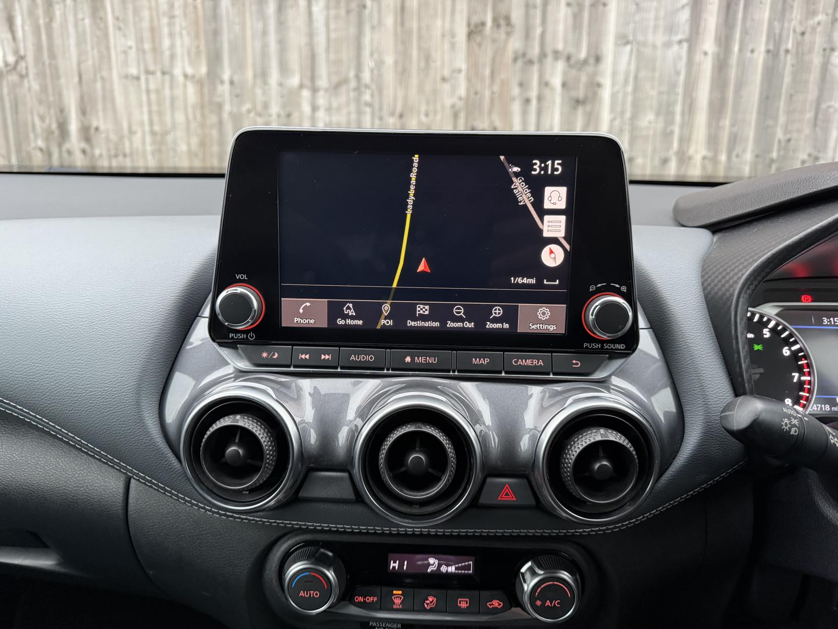 Nissan Juke 1.0 DIG-T N-Connecta SUV 5dr Petrol Manual Euro 6 (s/s) (114 ps)