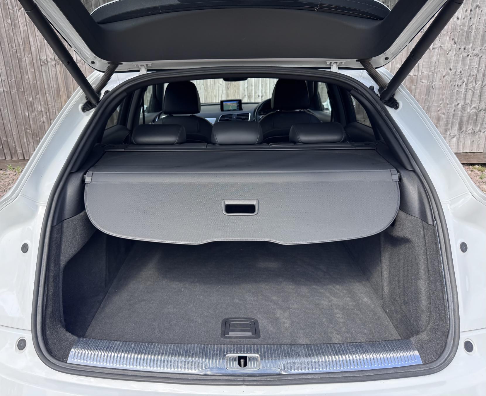 Audi Q3 2.0 TDI S line Plus SUV 5dr Diesel S Tronic quattro Euro 6 (s/s) (184 ps)