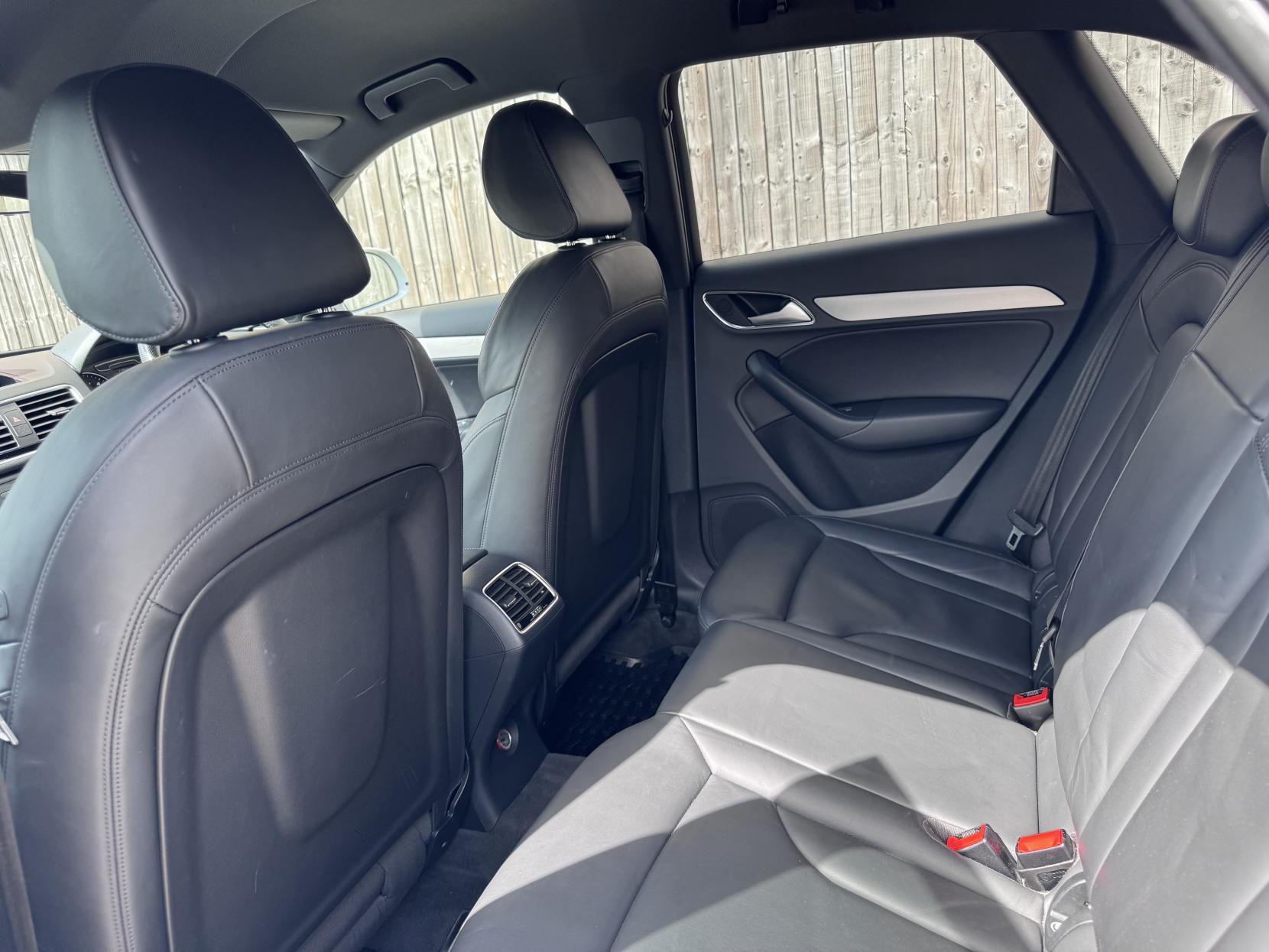 Audi Q3 2.0 TDI S line Plus SUV 5dr Diesel S Tronic quattro Euro 6 (s/s) (184 ps)