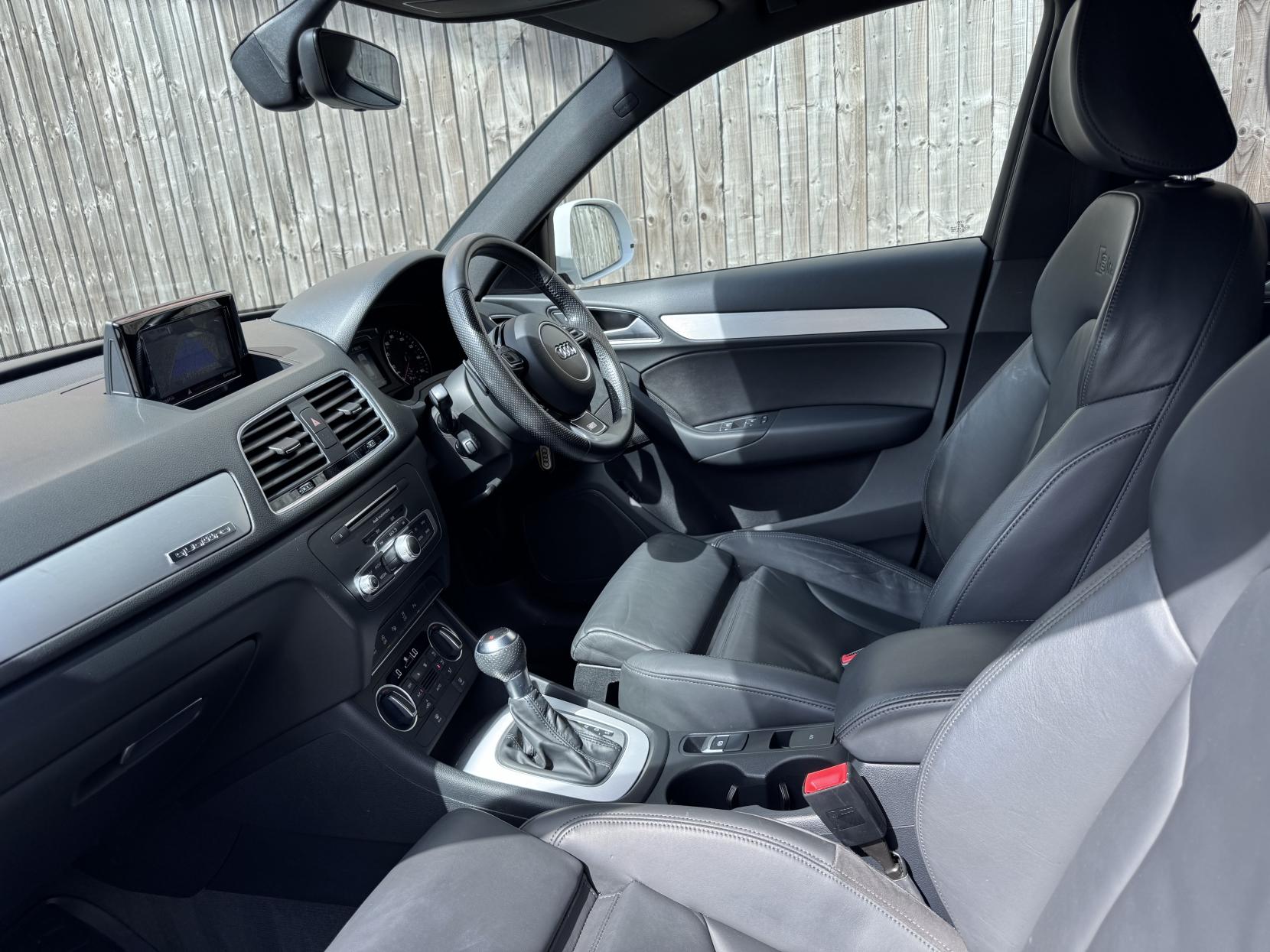 Audi Q3 2.0 TDI S line Plus SUV 5dr Diesel S Tronic quattro Euro 6 (s/s) (184 ps)