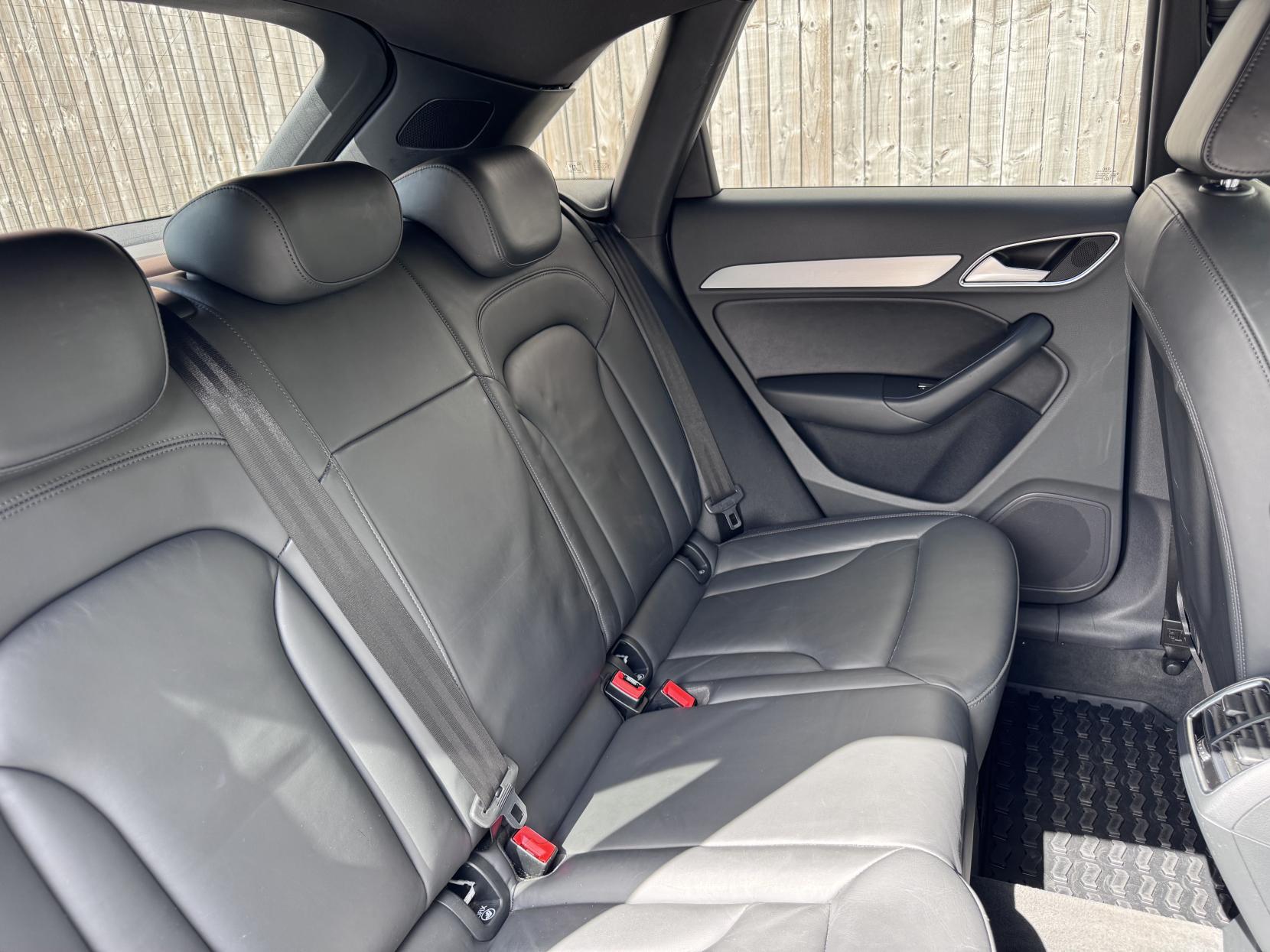 Audi Q3 2.0 TDI S line Plus SUV 5dr Diesel S Tronic quattro Euro 6 (s/s) (184 ps)