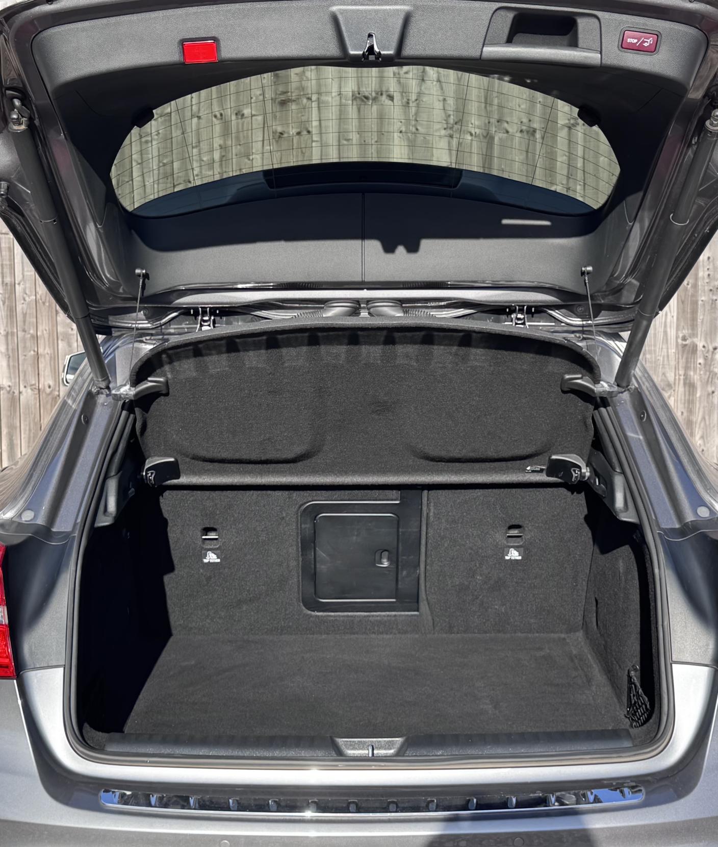 Mercedes-Benz GLA 2.1 GLA220d AMG Line (Premium) SUV 5dr Diesel 7G-DCT 4MATIC Euro 6 (s/s) (177 ps)