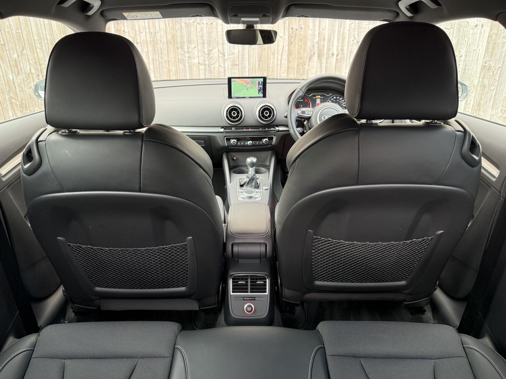 Audi A3 2.0 TDI S line Hatchback 3dr Diesel Manual Euro 6 (s/s) (Nav) (150 ps)