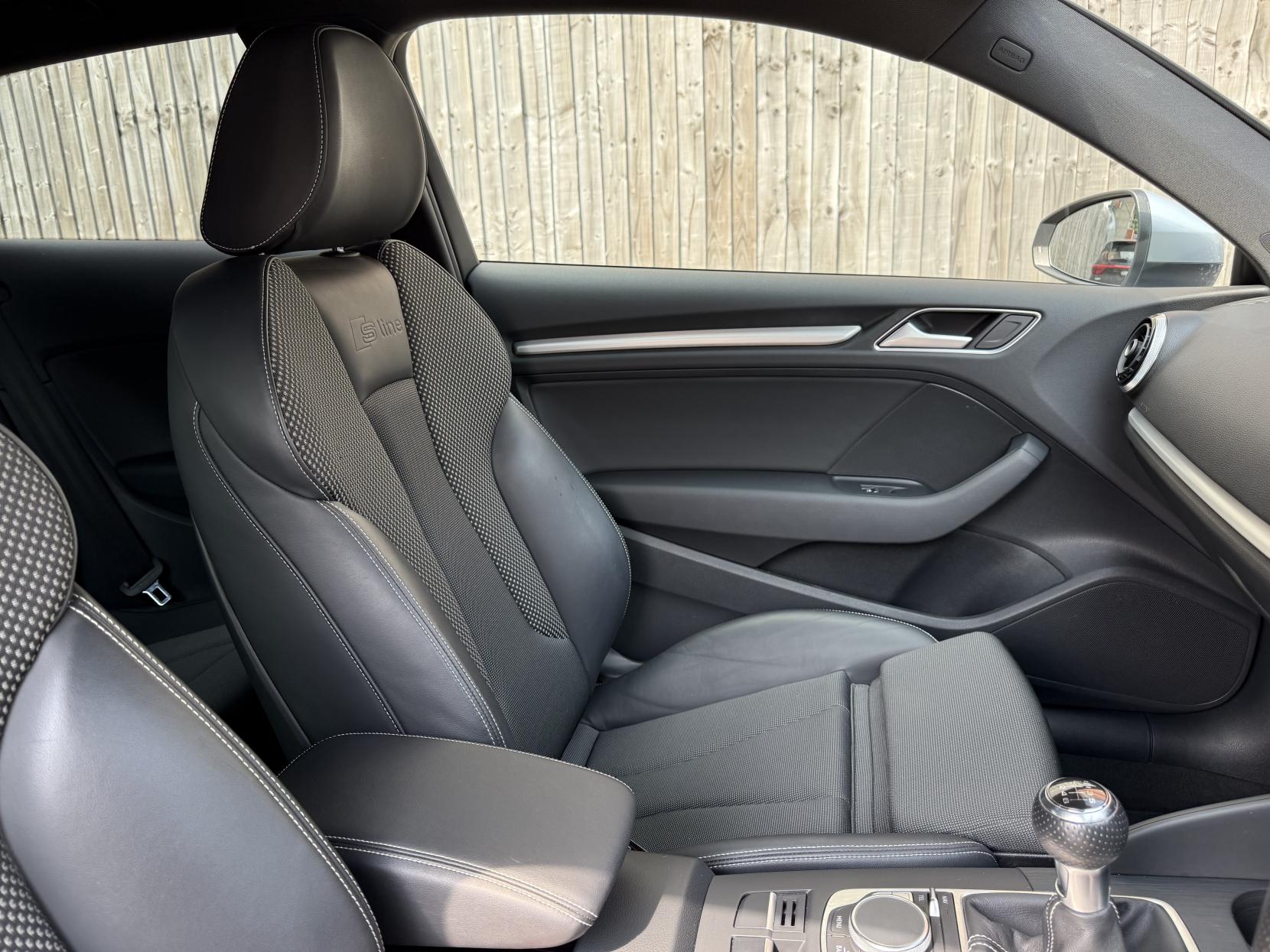 Audi A3 2.0 TDI S line Hatchback 3dr Diesel Manual Euro 6 (s/s) (Nav) (150 ps)