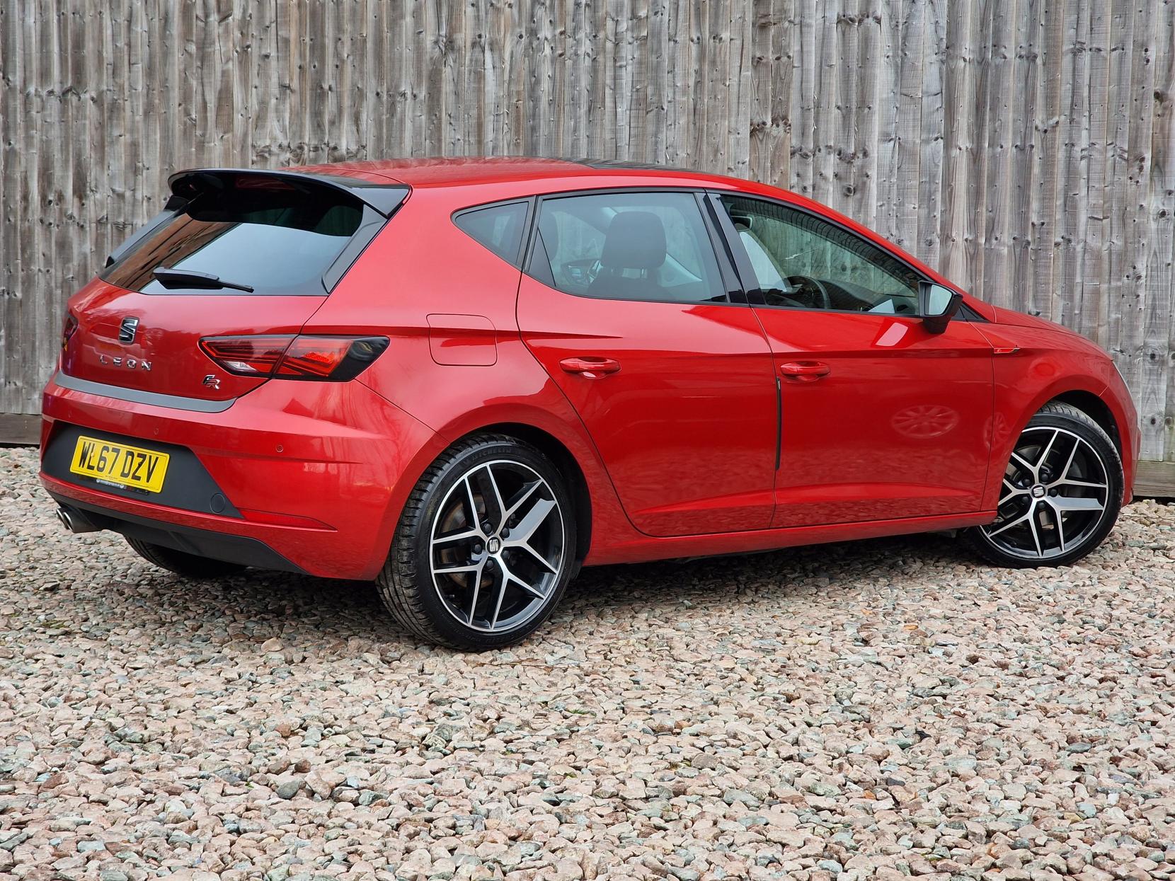 SEAT Leon 2.0 TDI FR Technology Hatchback 5dr Diesel Manual Euro 6 (s/s) (184 ps)