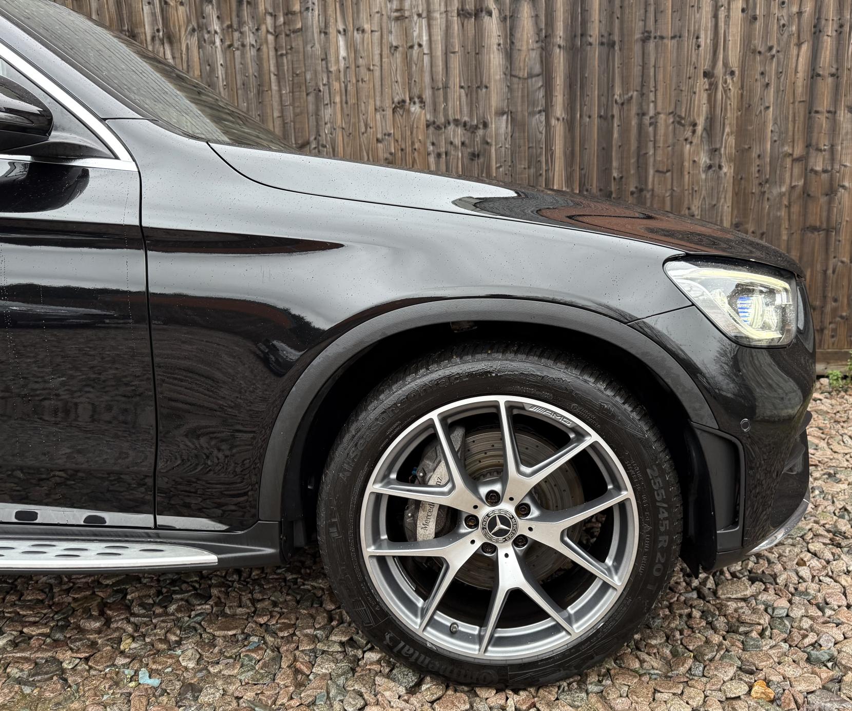 Mercedes-Benz GLC 2.0 GLC300d AMG Line (Premium Plus) SUV 5dr Diesel G-Tronic+ 4MATIC Euro 6 (s/s) (245 ps)