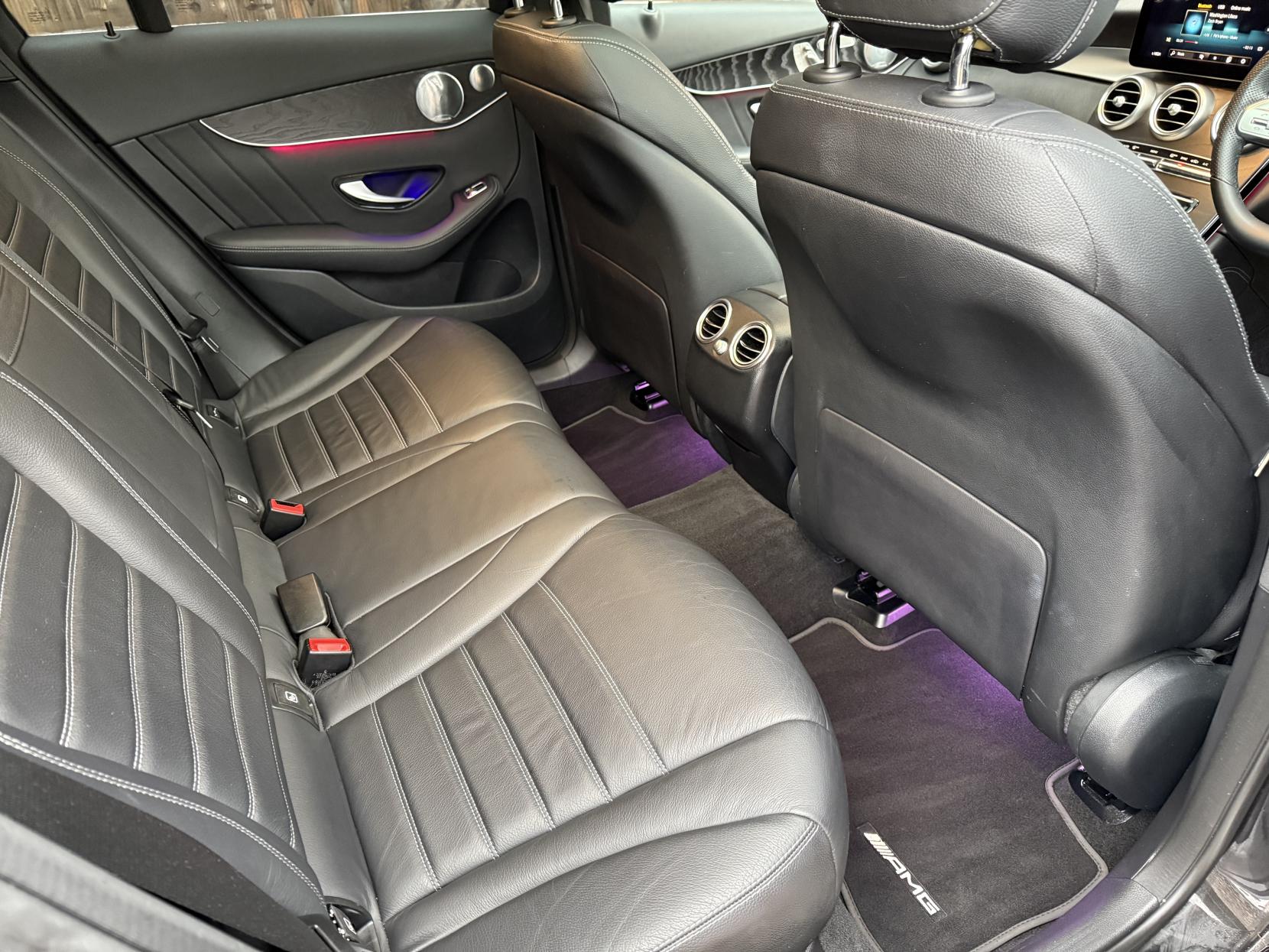 Mercedes-Benz GLC 2.0 GLC300d AMG Line (Premium Plus) SUV 5dr Diesel G-Tronic+ 4MATIC Euro 6 (s/s) (245 ps)