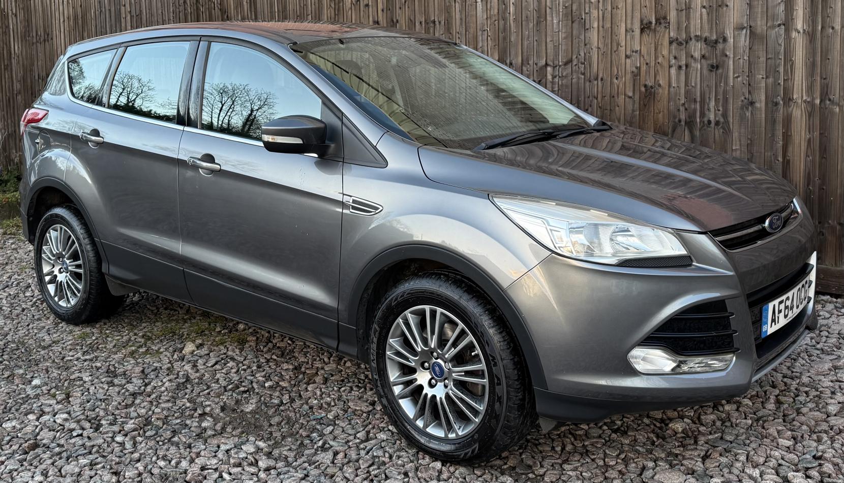 Ford Kuga 2.0 TDCi Titanium SUV 5dr Diesel Manual 2WD Euro 5 (140 ps)