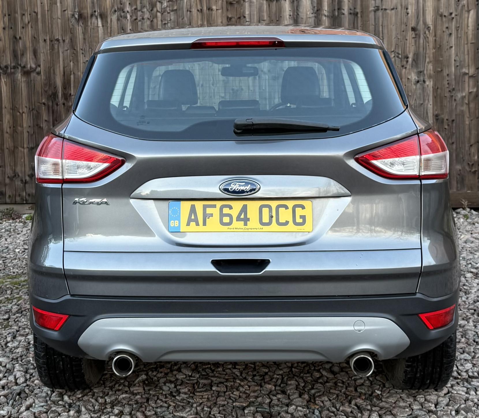 Ford Kuga 2.0 TDCi Titanium SUV 5dr Diesel Manual 2WD Euro 5 (140 ps)