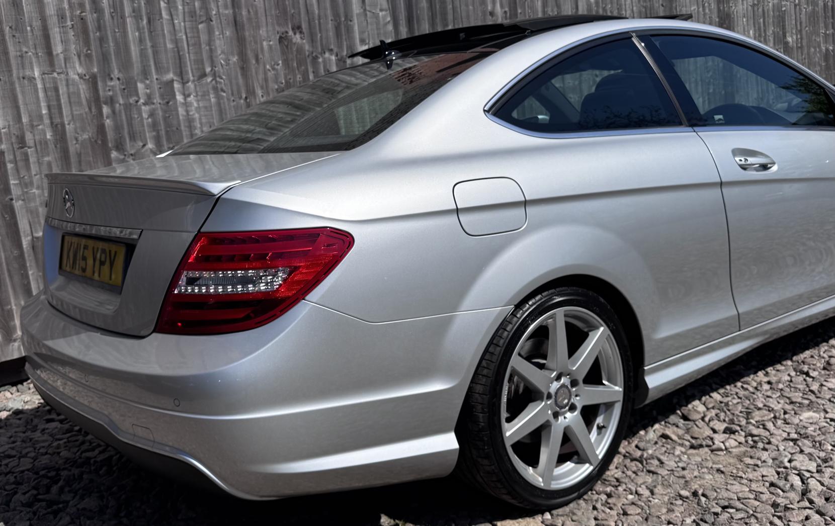 Mercedes-Benz C Class 2.1 C220 CDI AMG Sport Edition Coupe 2dr Diesel G-Tronic+ Euro 5 (s/s) (170 ps)