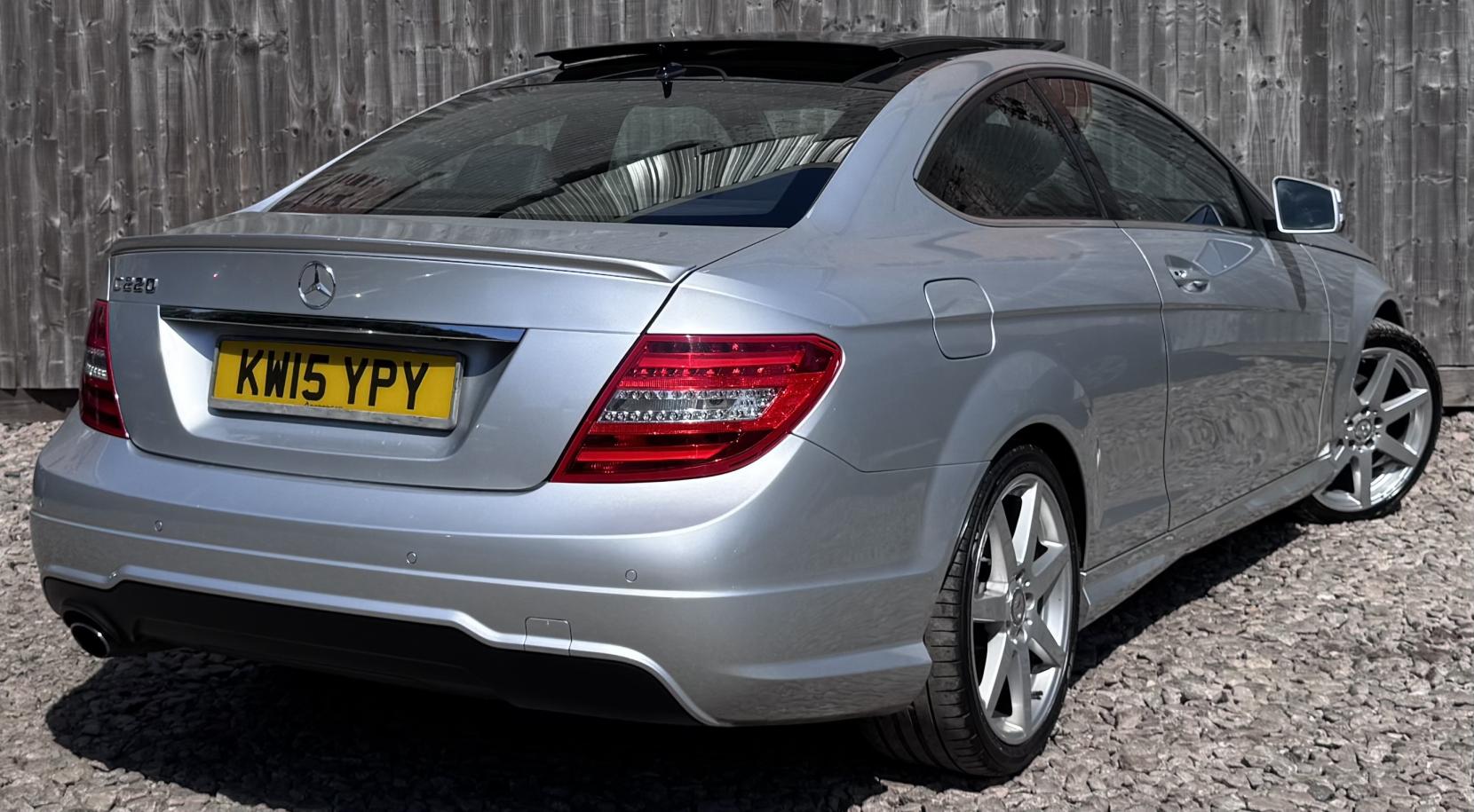 Mercedes-Benz C Class 2.1 C220 CDI AMG Sport Edition Coupe 2dr Diesel G-Tronic+ Euro 5 (s/s) (170 ps)