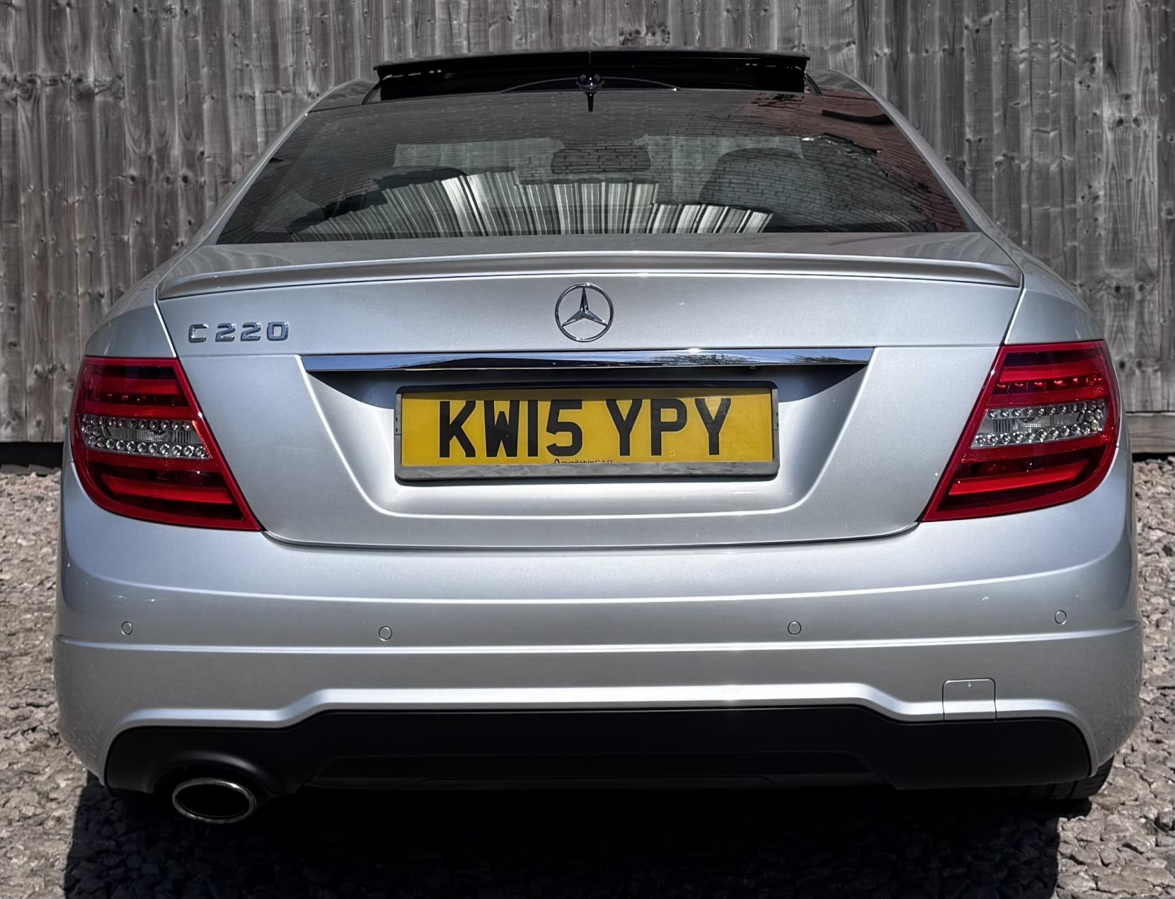 Mercedes-Benz C Class 2.1 C220 CDI AMG Sport Edition Coupe 2dr Diesel G-Tronic+ Euro 5 (s/s) (170 ps)