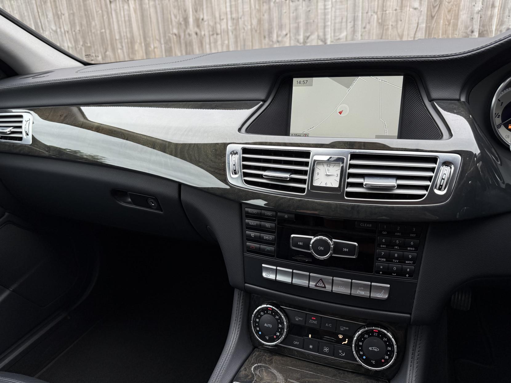 Mercedes-Benz CLS 2.1 CLS250 CDI Coupe 4dr Diesel G-Tronic+ Euro 5 (s/s) (204 ps)