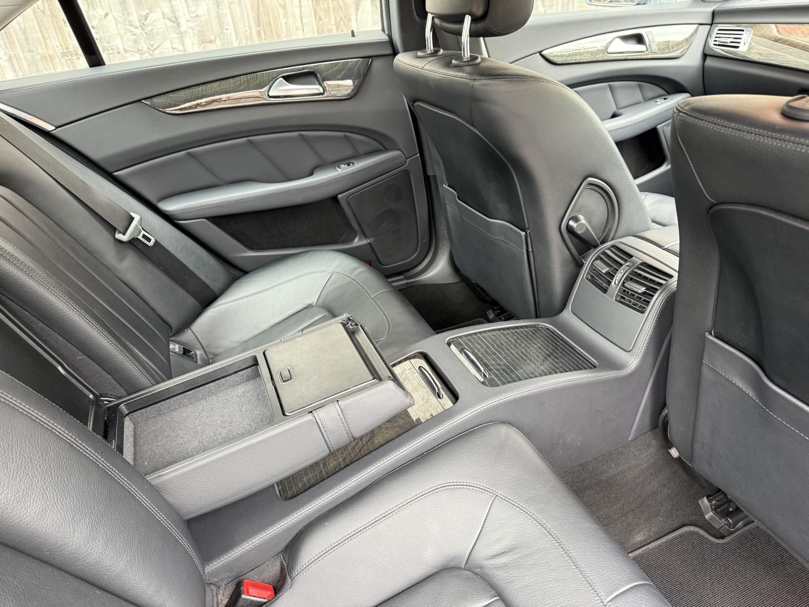 Mercedes-Benz CLS 2.1 CLS250 CDI Coupe 4dr Diesel G-Tronic+ Euro 5 (s/s) (204 ps)