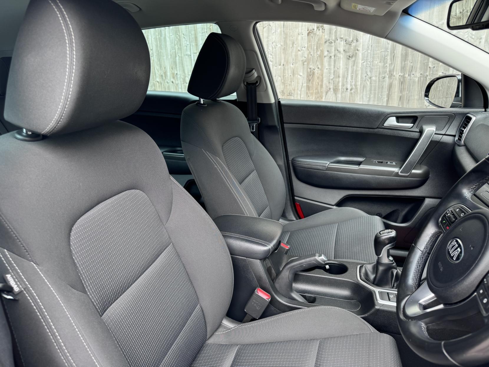 Kia Sportage 1.6 GDi 2 SUV 5dr Petrol Manual Euro 6 (s/s) (130 bhp)
