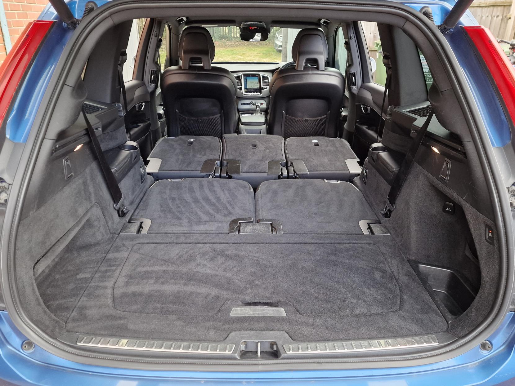 Volvo XC90 2.0 D5 R-Design SUV 5dr Diesel Geartronic 4WD Euro 6 (s/s) (225 ps)