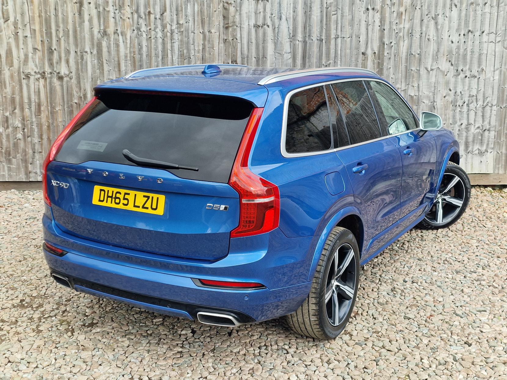 Volvo XC90 2.0 D5 R-Design SUV 5dr Diesel Geartronic 4WD Euro 6 (s/s) (225 ps)
