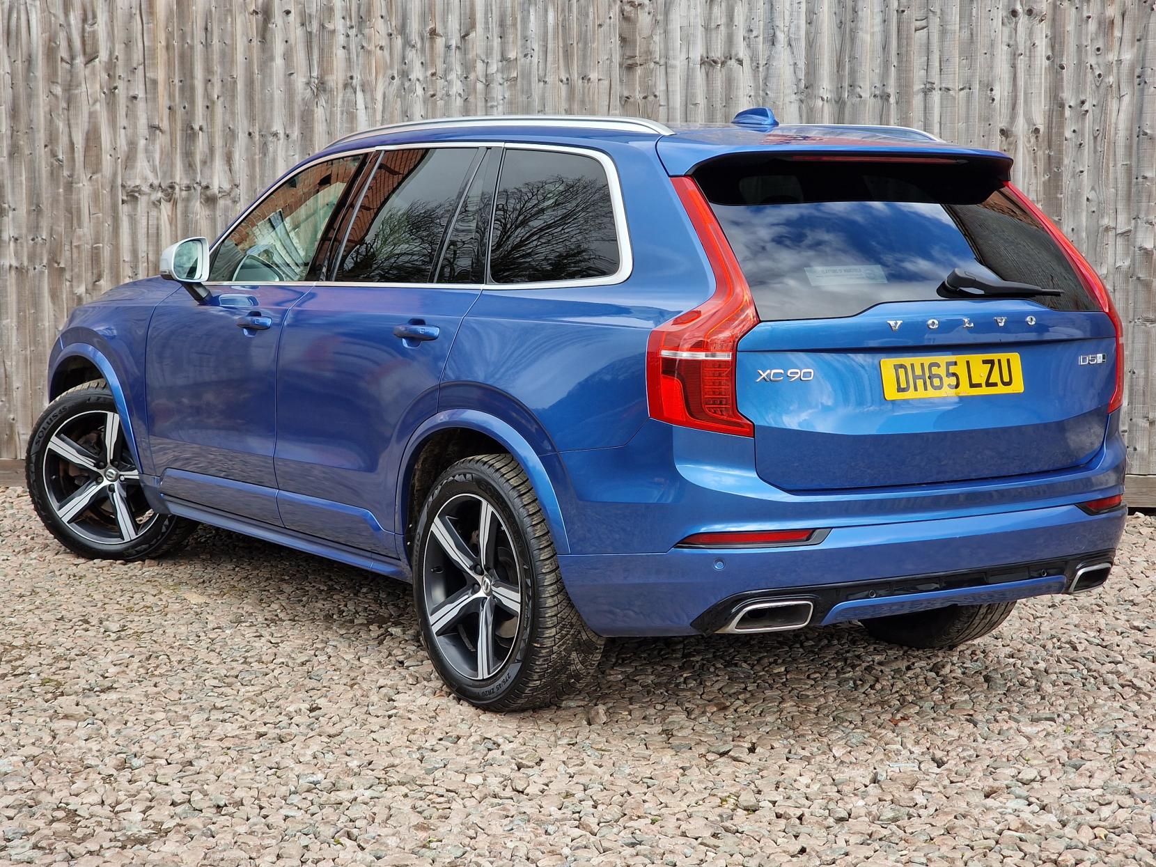 Volvo XC90 2.0 D5 R-Design SUV 5dr Diesel Geartronic 4WD Euro 6 (s/s) (225 ps)